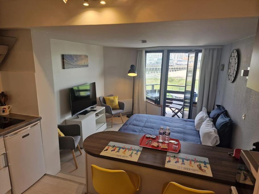 Le Cocooning-Studio Deauville Marina Avec Terrasse Vue Mer Et Plage Εξωτερικό φωτογραφία